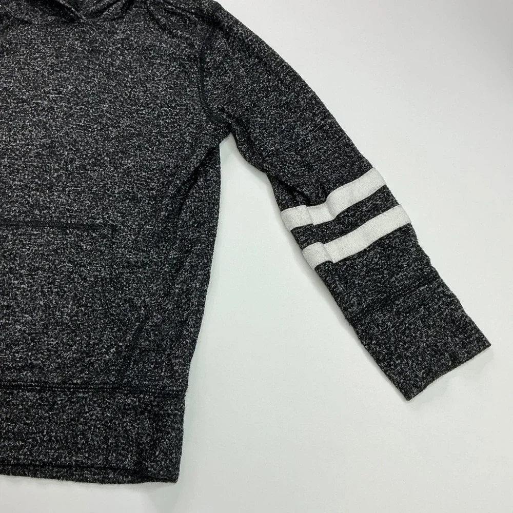 Old Navy Black Jack Plush Pullover Hoodie Kids Size S 6-7 Varsity Stripe Sporty